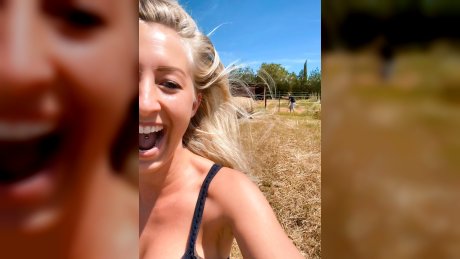 Fuck! Vom Bauern beim Masturbieren erwischt 2