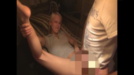 Heimlich in der Gartenlaube vom Nachbarn gefickt! 4