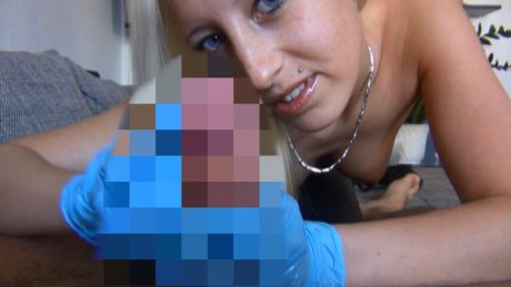 Special treatment in latex gloves!