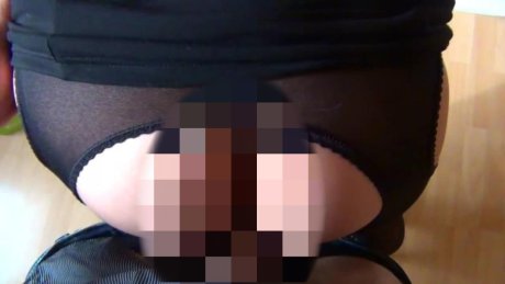 Praktikantin schamlos vollgespritzt! 7