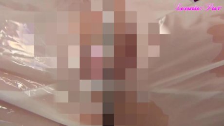 Ölige Sauerei im Saunaanzug! 5