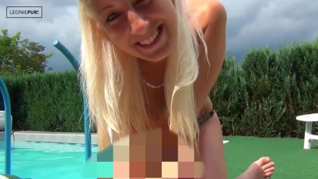 Unschuldiger Cousin spritzt rein! 2