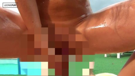 Unschuldiger Cousin spritzt rein! 5