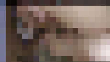 Schamlos ausgenutzt! Spießer spritzt rein! 7