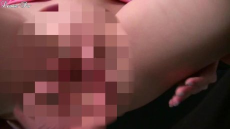 Beine breit! Von Mums Kumpel ins Fötzchen gefickt! 3