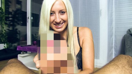 Tail overexcited ?! Just hosed down !! 4