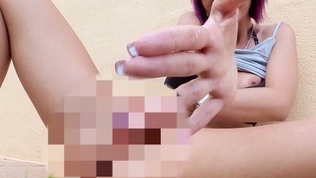 Völlig notgeil! Vom Besuch aus dem Haus gezwungen! 6