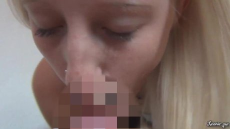 Nasses Fötzchen zum Orgasmus geritten! Creampie!